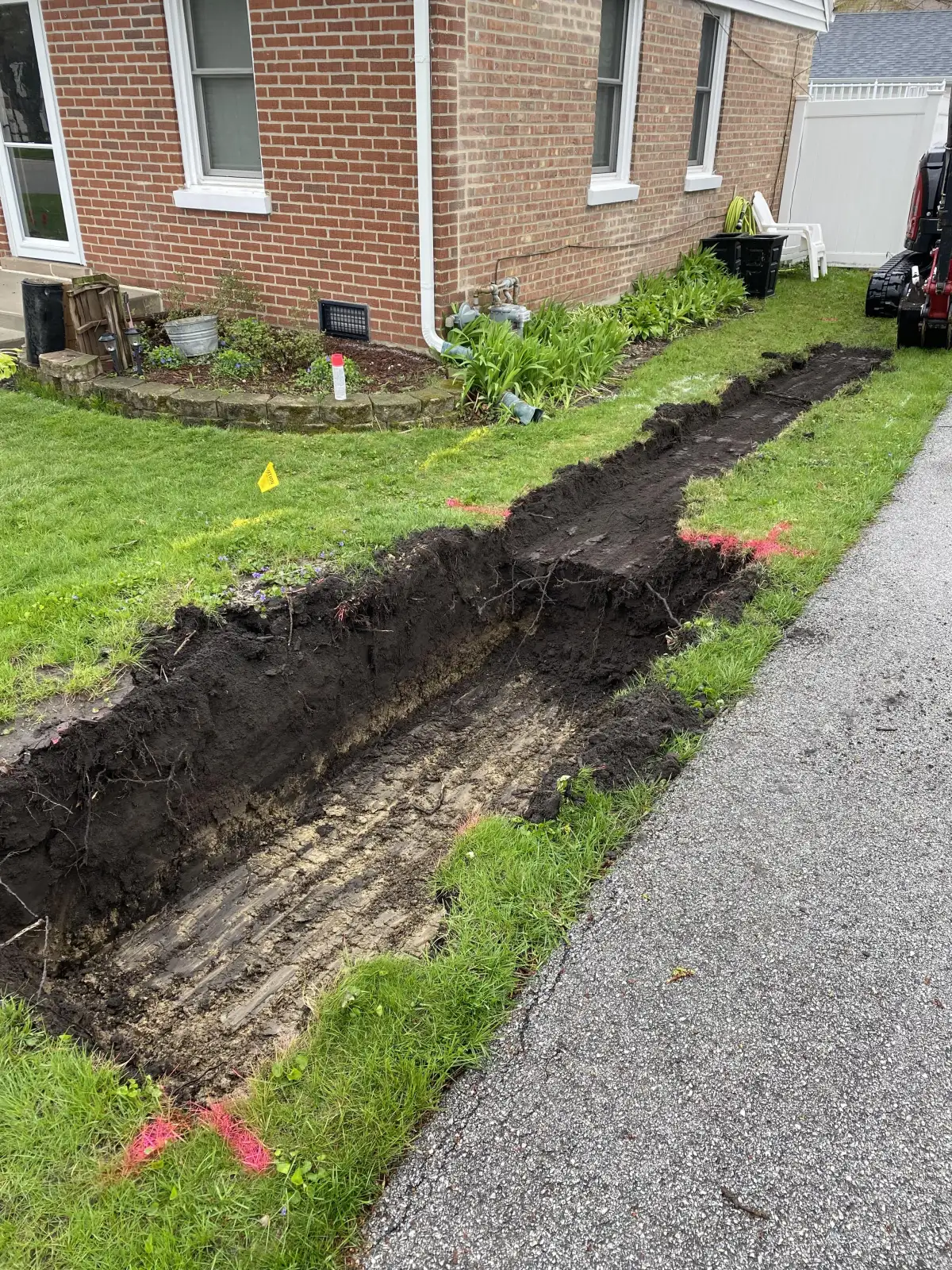 Drainage stone base preparation for artificial turf installation